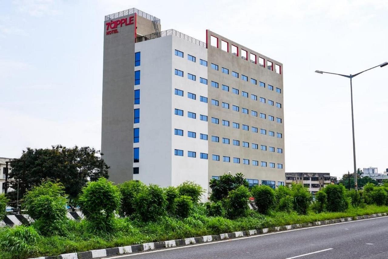 7 Apple Hotel Nashik Exterior foto